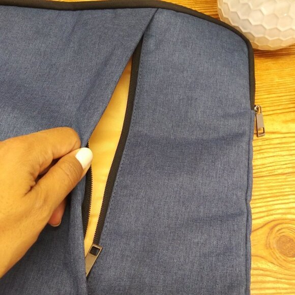 Kizuna 17 Inch Laptop Sleeve Case Water-resistant Carrying Computer - Picture 6 of 8